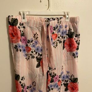 Victoria’s Secret sleep pant